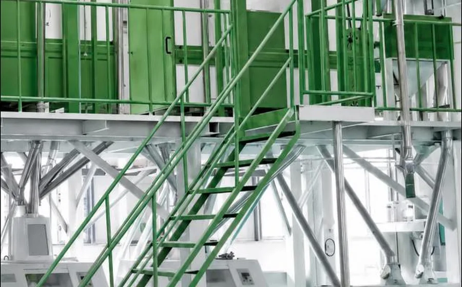 Maize processing equipment